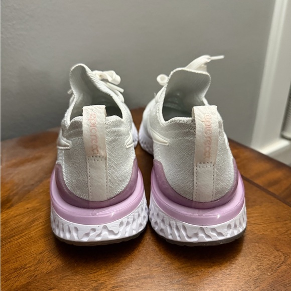 Nike Flyknit - Picture 2 of 4